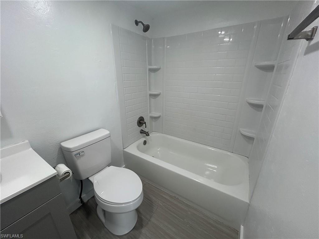 4712 SE 5th PL 102 photo 12