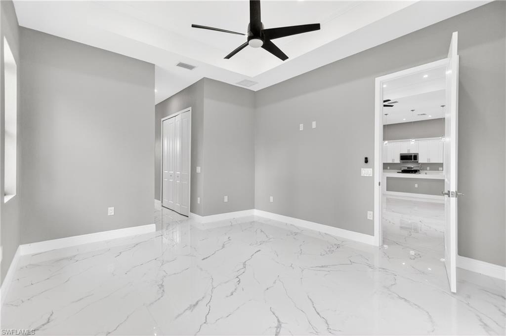 1114 Bari ST E photo 23