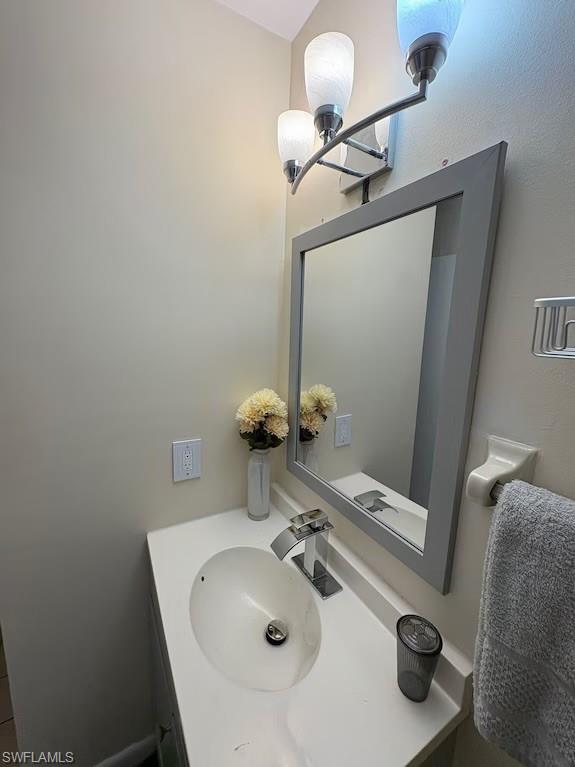 1005 SW 48th TER 8 photo 23