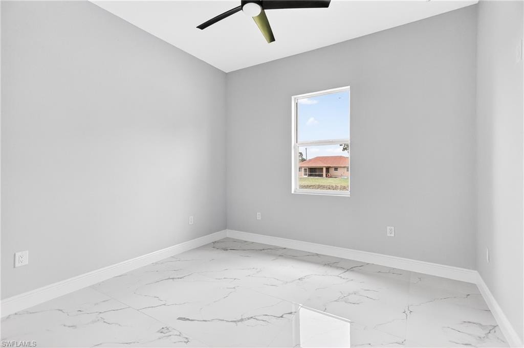1118 Bari ST E photo 28