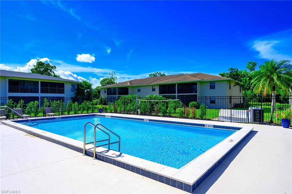 135 Cypress WAY E C photo 27