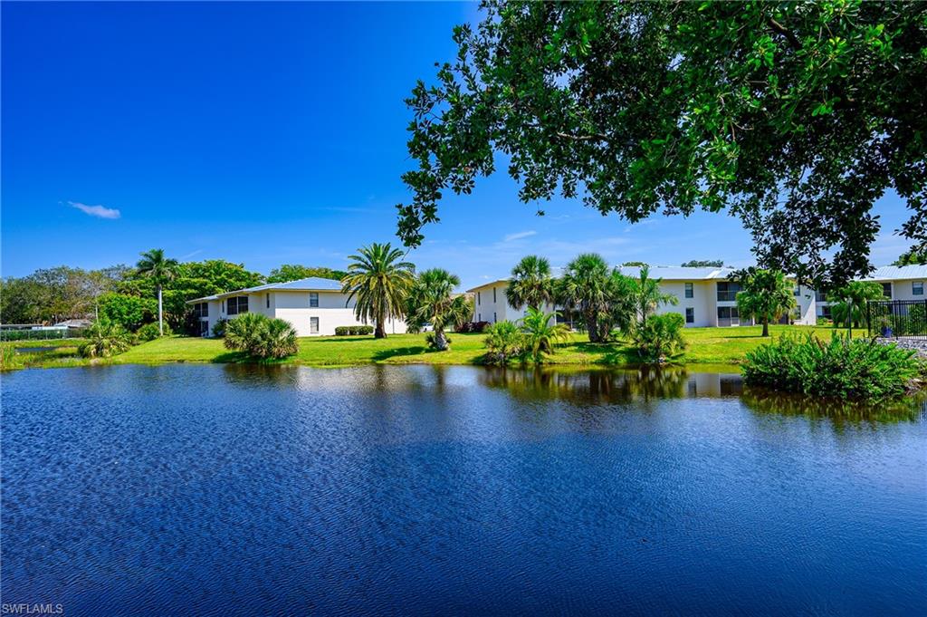 135 Cypress WAY E C photo 30