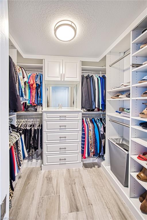 1 of 2 WIC built-in organizers in Primary BR