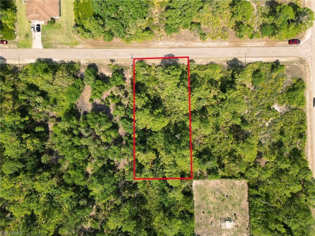 Aerial view of property's location with property boundaries highlighted