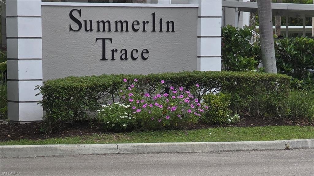 Entry to Summerlin Trace Community