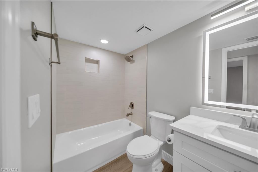5790 Trailwinds DR 111 photo 34
