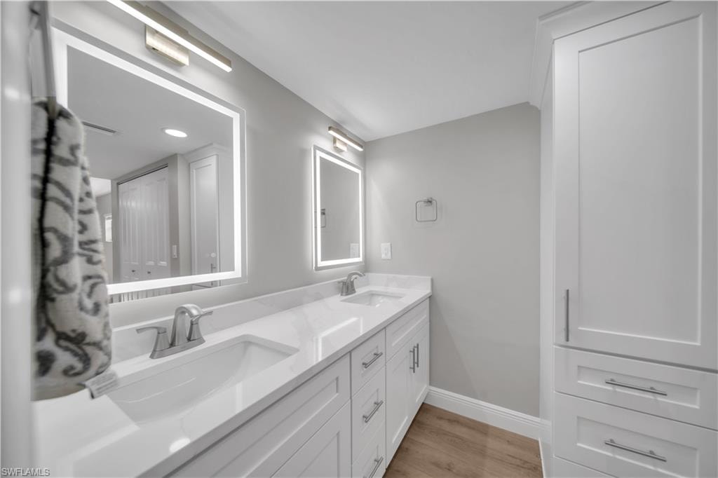 5790 Trailwinds DR 111 photo 31