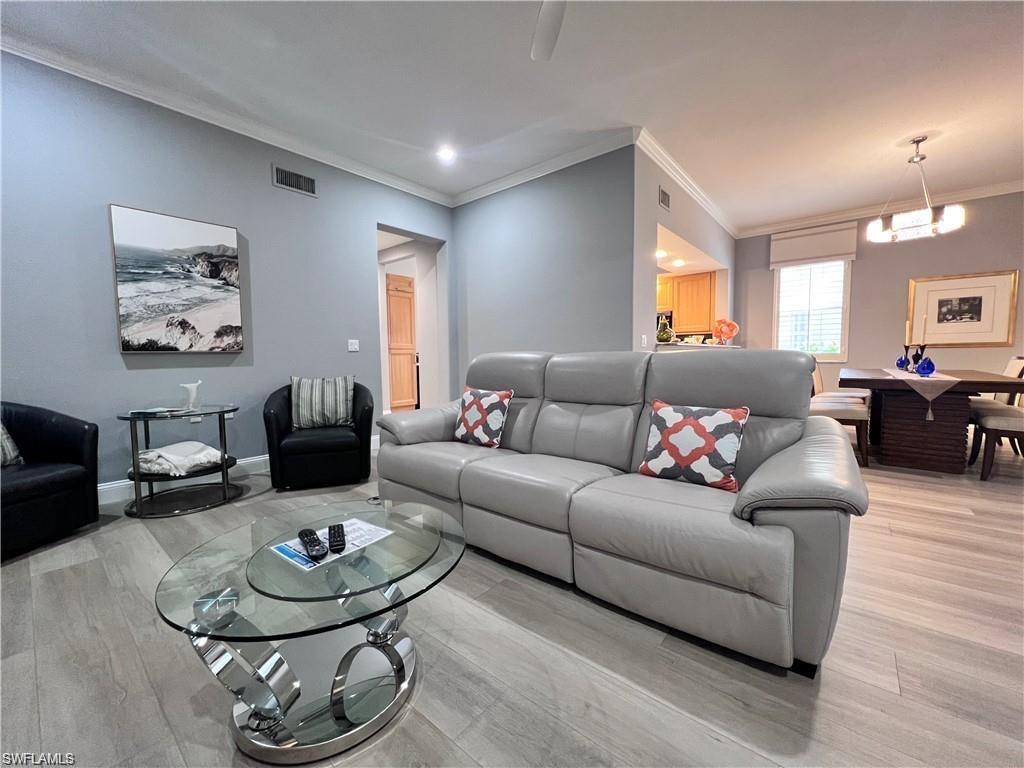 817 Regency Reserve CIR 3901 photo 8