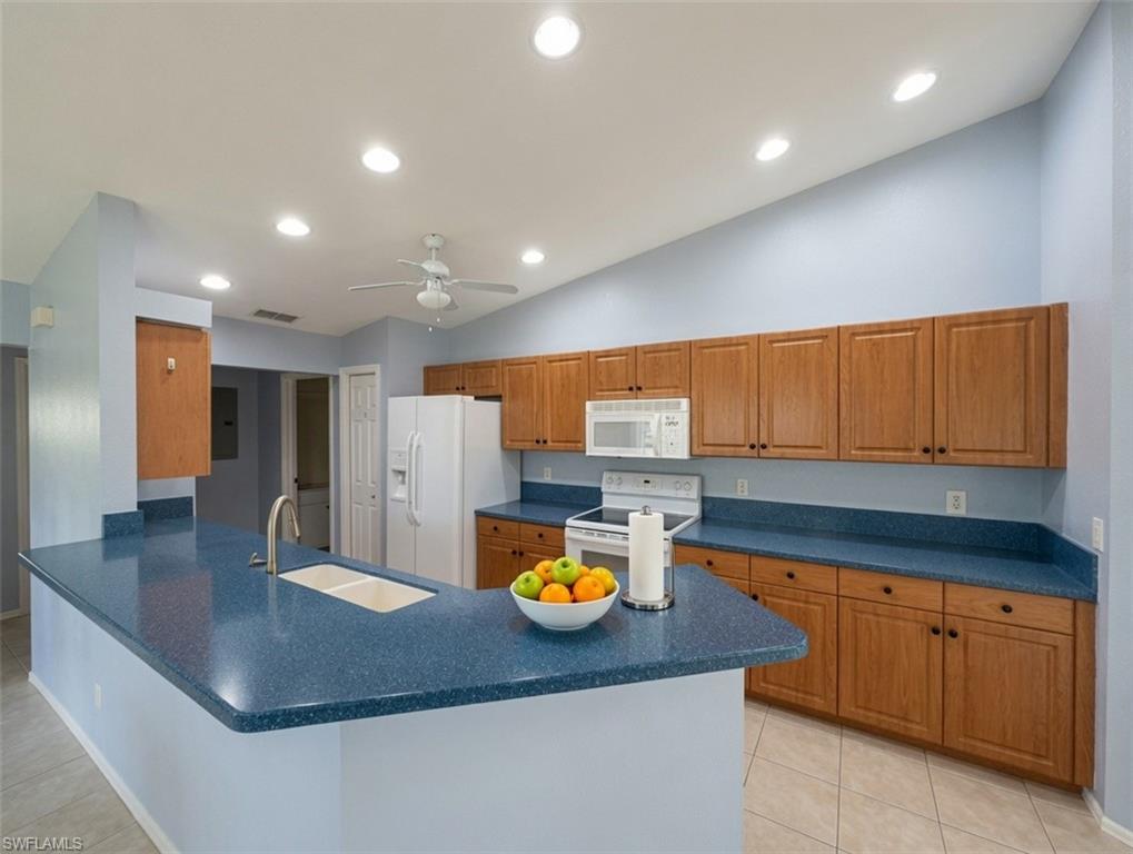 20068 Lake Vista CIR N 2D photo 11