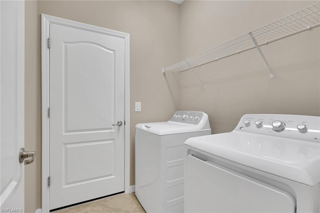 9469 Foxglove LN photo 23