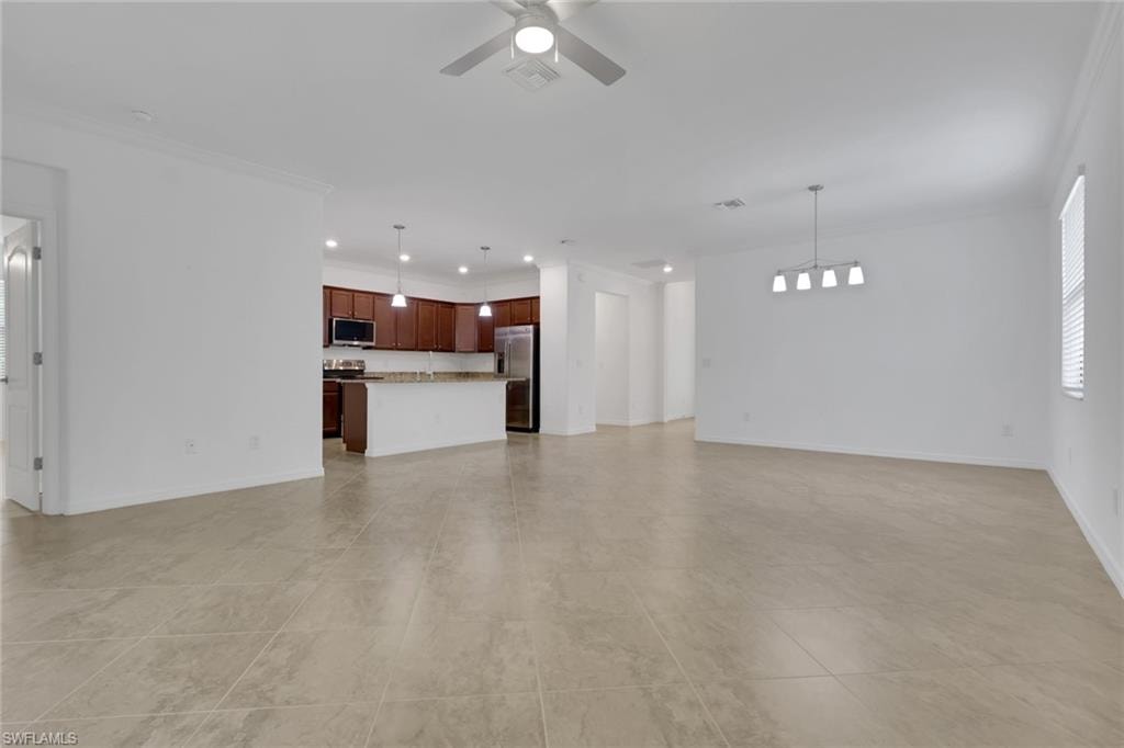 9469 Foxglove LN photo 13