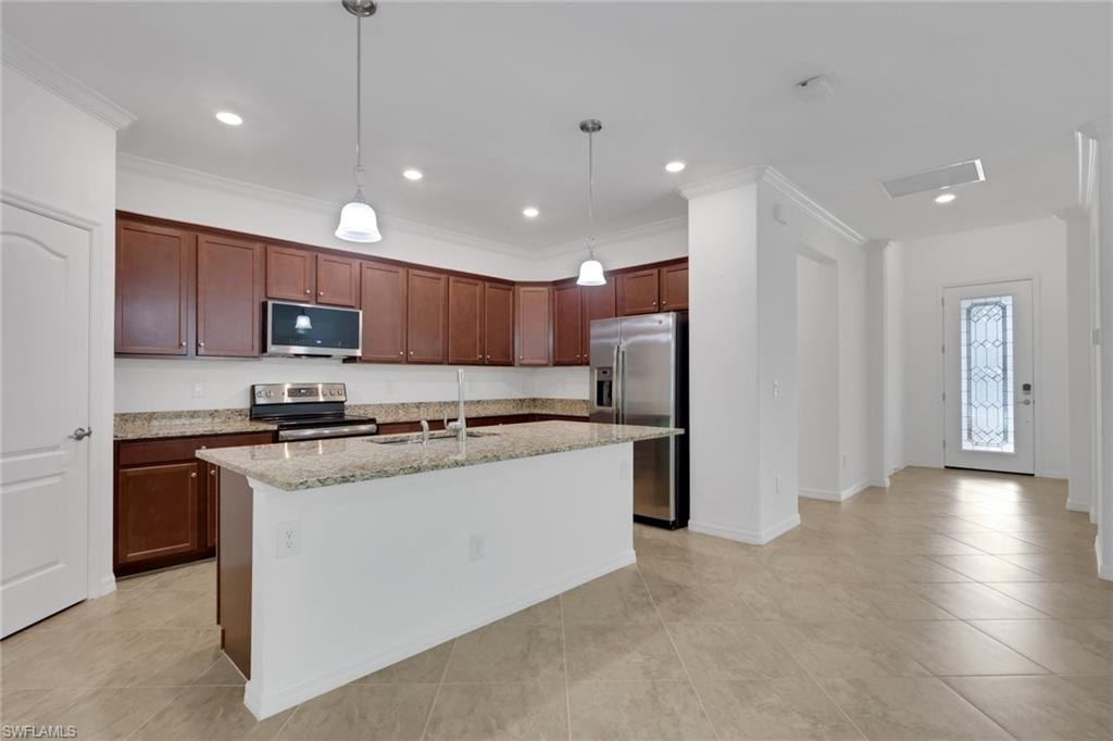 9469 Foxglove LN photo 7