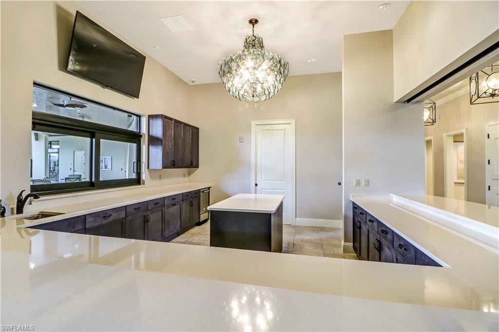 9469 Foxglove LN photo 32
