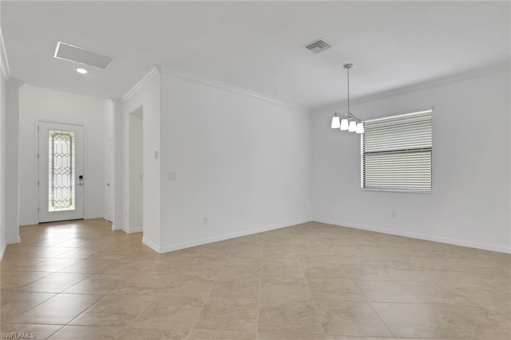 9469 Foxglove LN photo 10