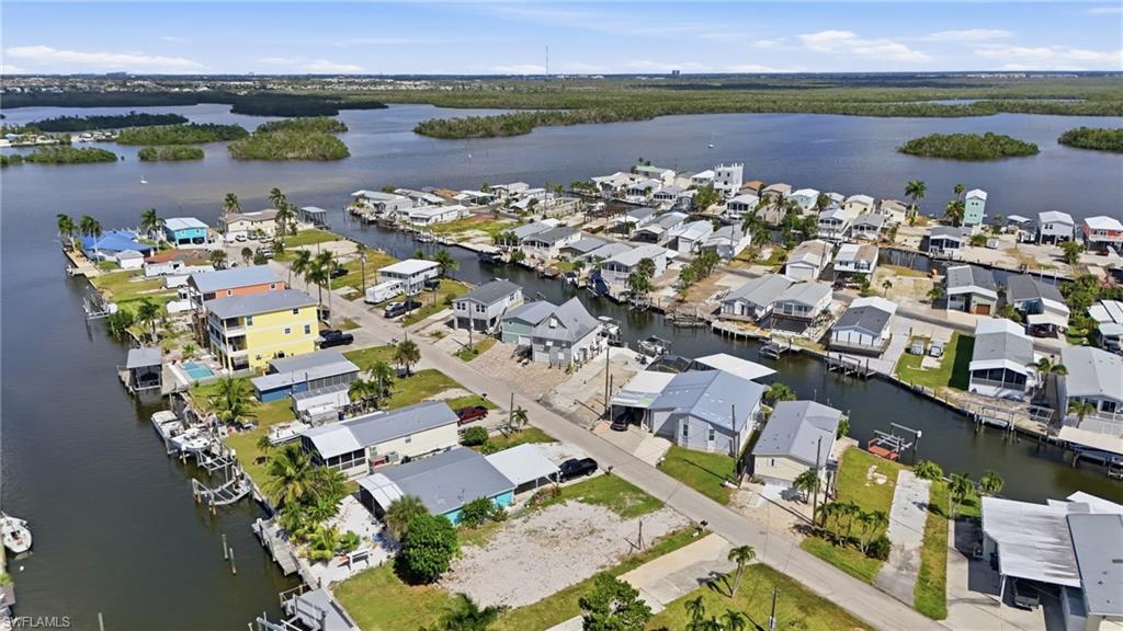 Expansive waterfront community featuring numerous residential properties with direct canal access