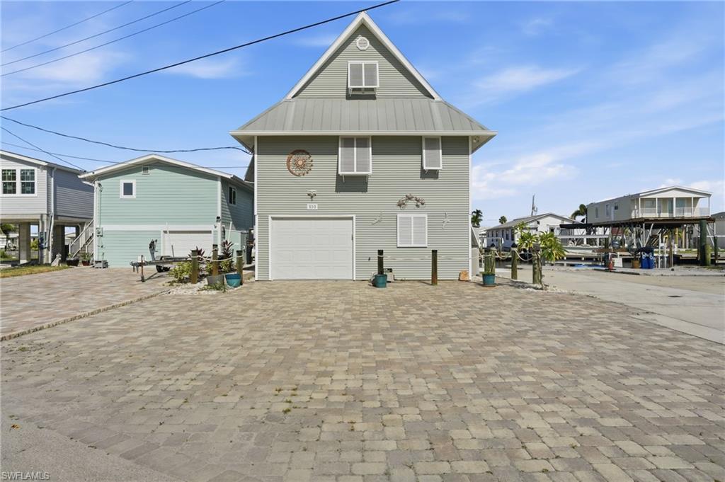 850 Oak ST photo 25