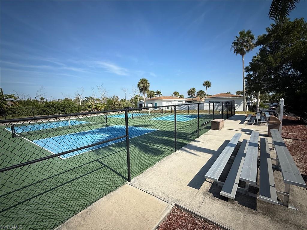 Pickleball Courts