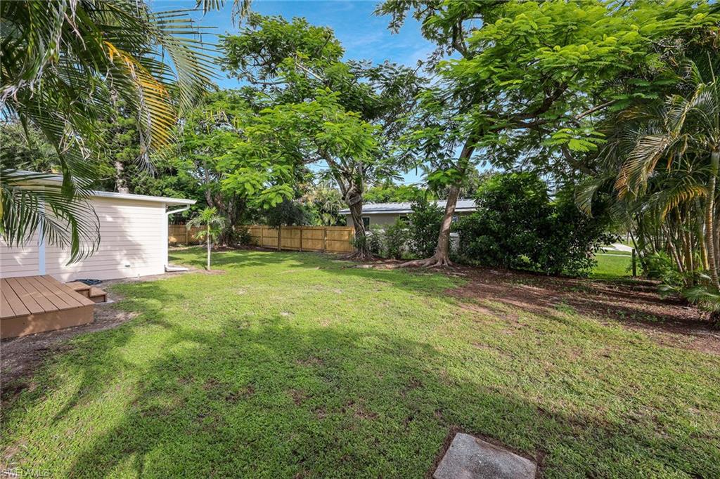 1755 Oakley AVE photo 29