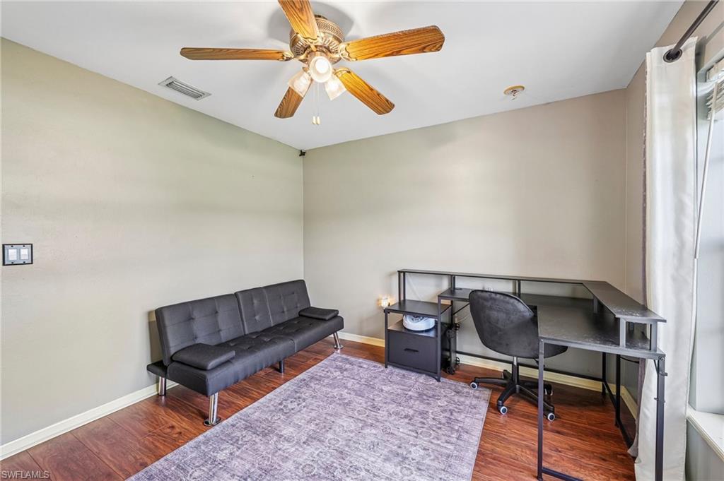 437 Raymer ST photo 22