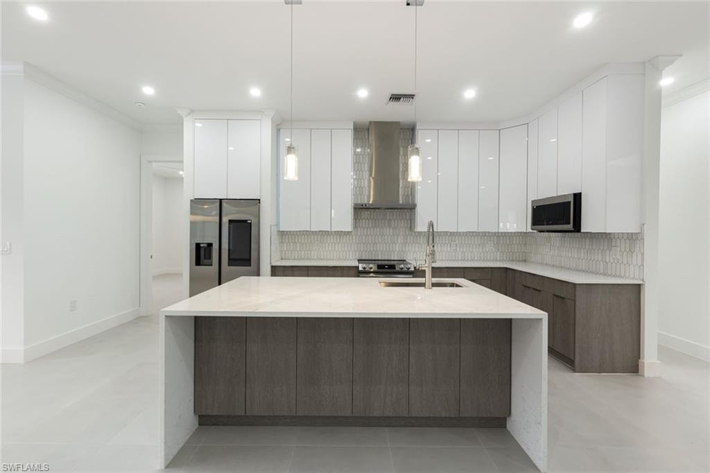 2806 Golden Gate BLVD W photo 11