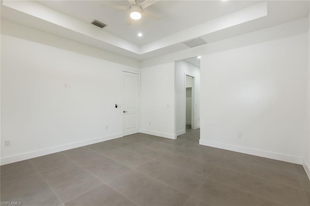2806 Golden Gate BLVD W photo 19