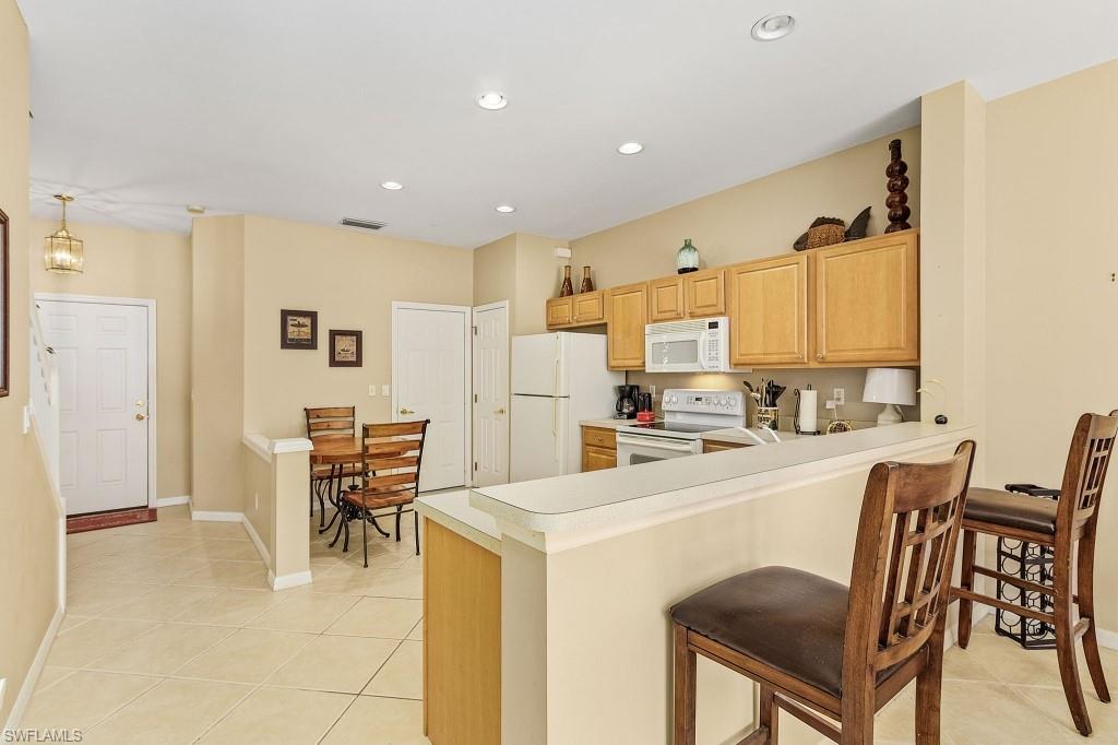 8381 Village Edge CIR 3 photo 9
