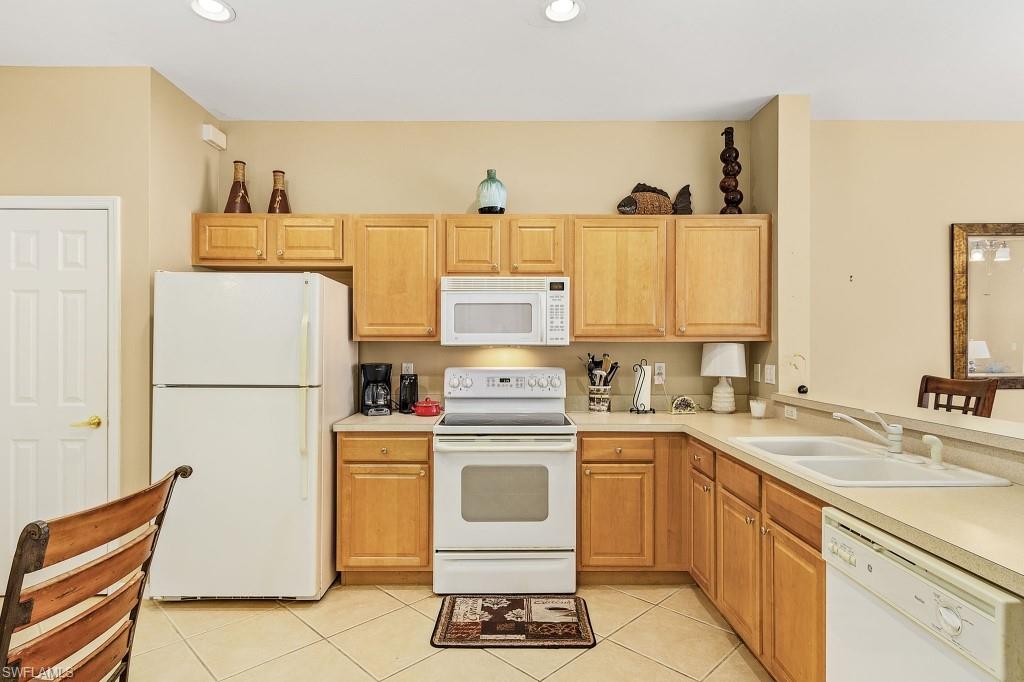 8381 Village Edge CIR 3 photo 10