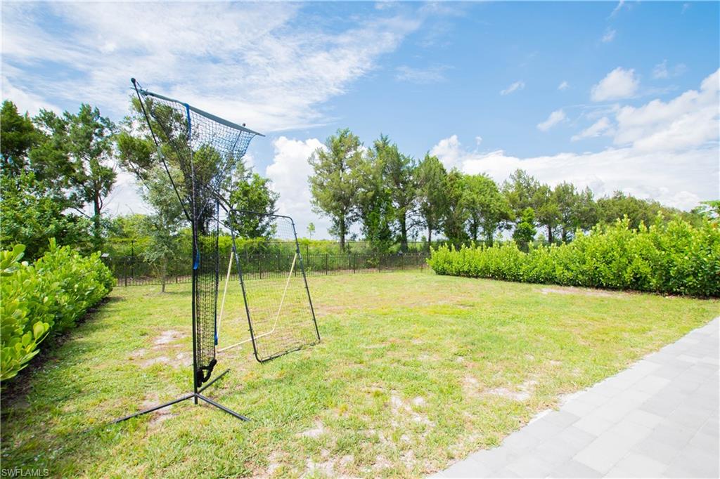 2639 Scarlet WAY photo 32