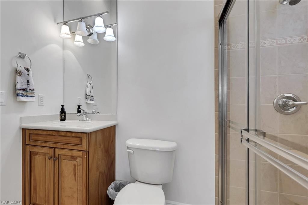 10233 Avonleigh DR photo 12