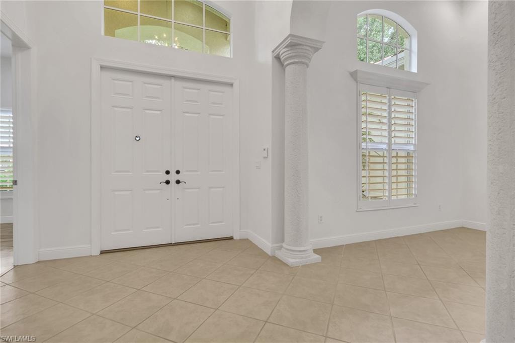 10233 Avonleigh DR