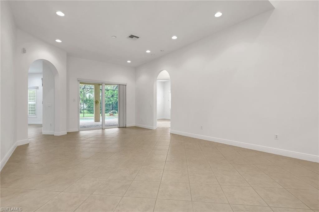 10233 Avonleigh DR