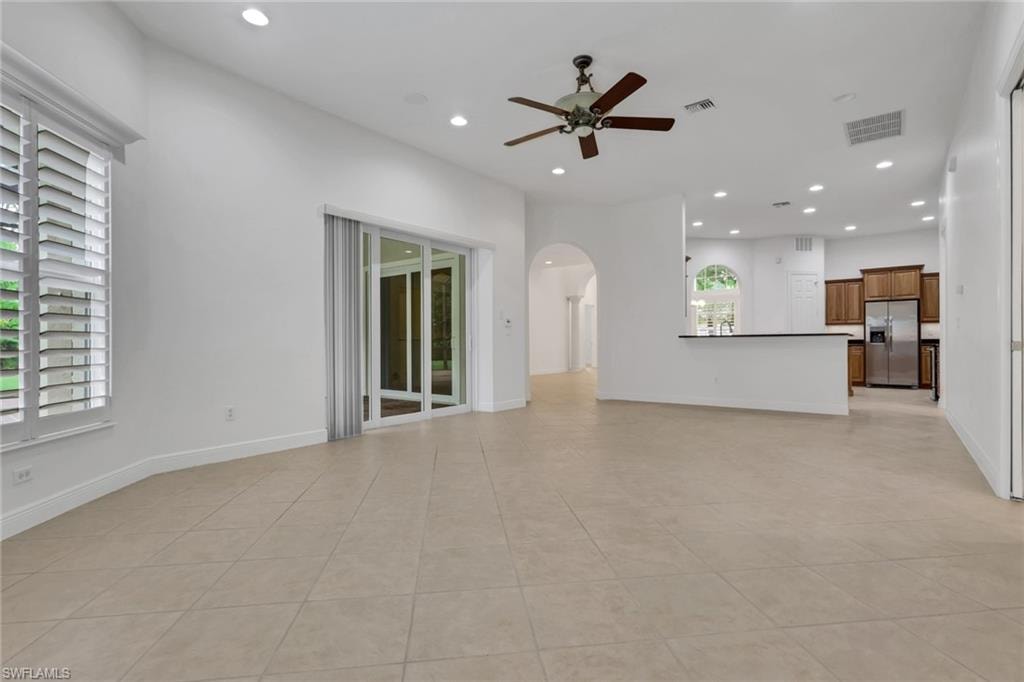 10233 Avonleigh DR photo 10