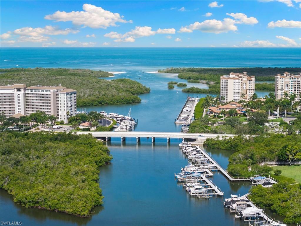420 Cove Tower DR 804