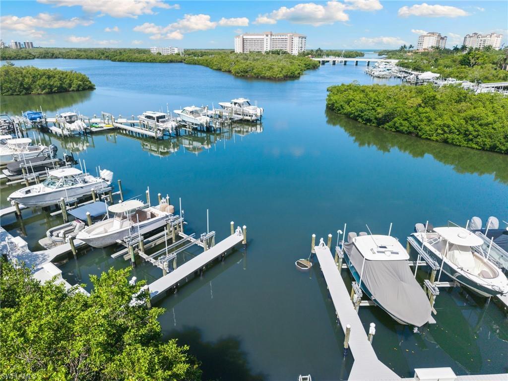 420 Cove Tower DR 804