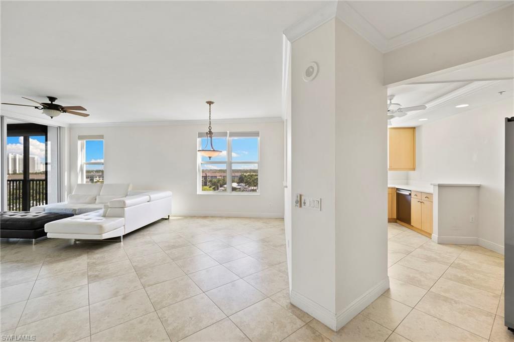 420 Cove Tower DR 804 photo 24