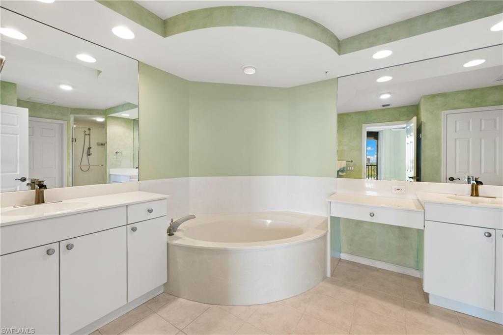 420 Cove Tower DR 804 photo 19