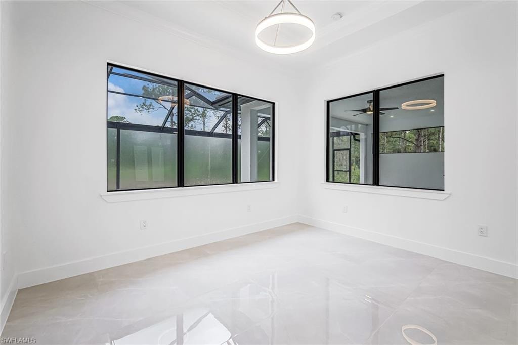 2840 Golden Gate BLVD W photo 16