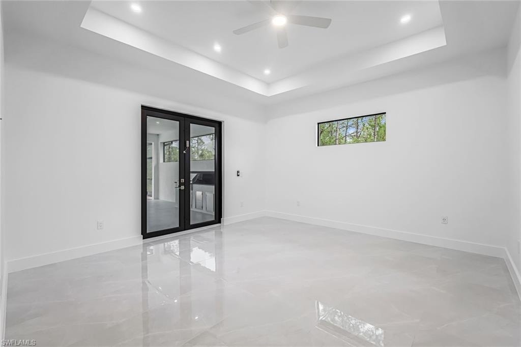2840 Golden Gate BLVD W photo 20