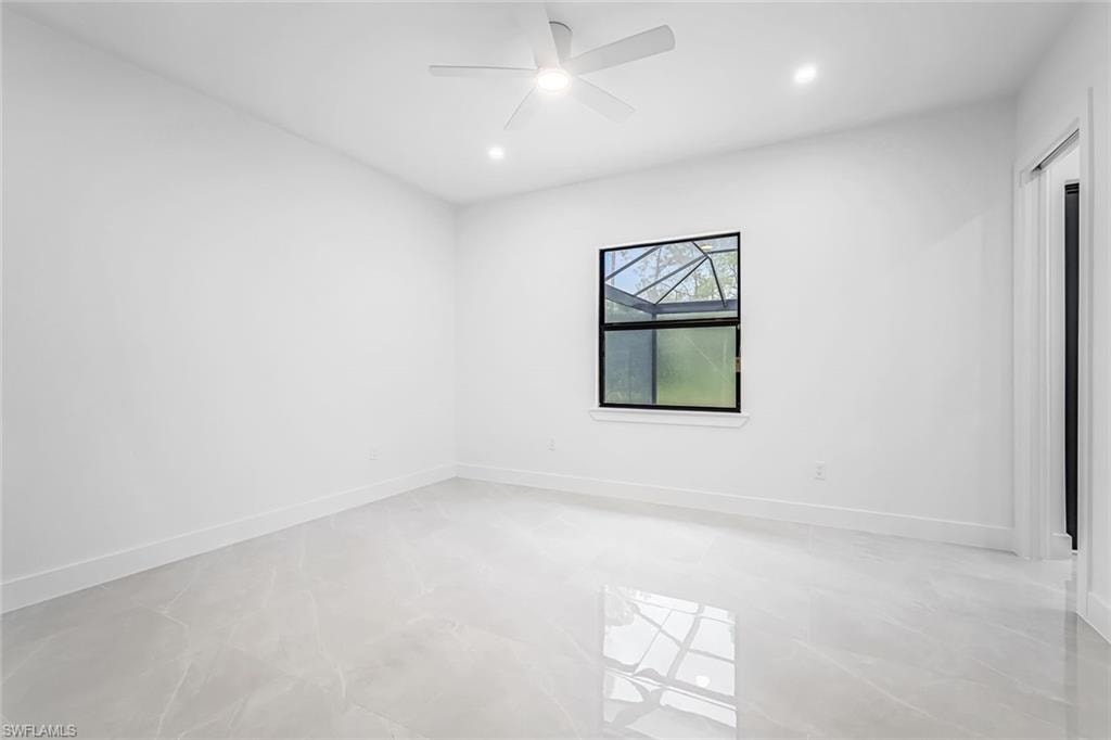2840 Golden Gate BLVD W photo 31