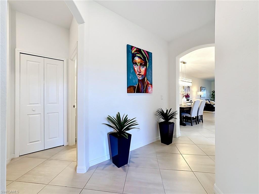 2558 Vine AVE photo 12