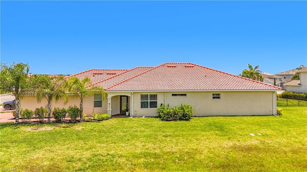 2558 Vine AVE photo 9
