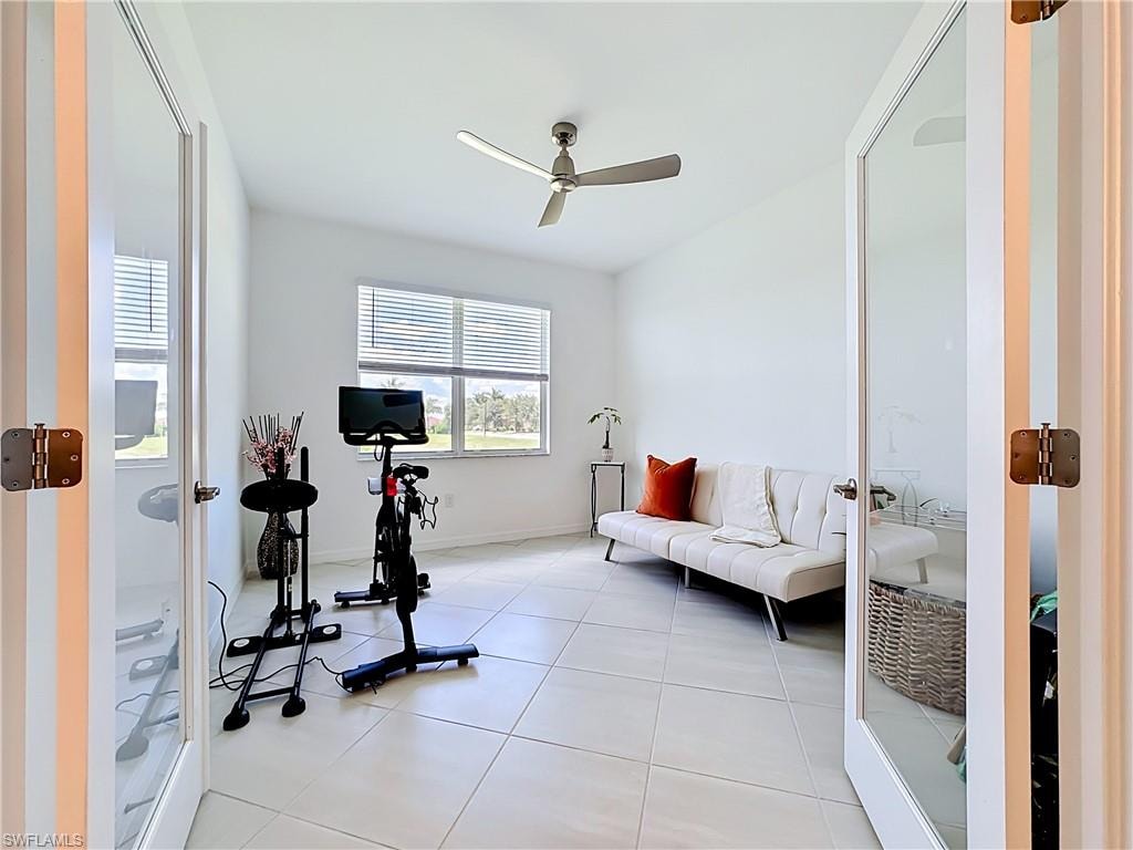 2558 Vine AVE photo 24