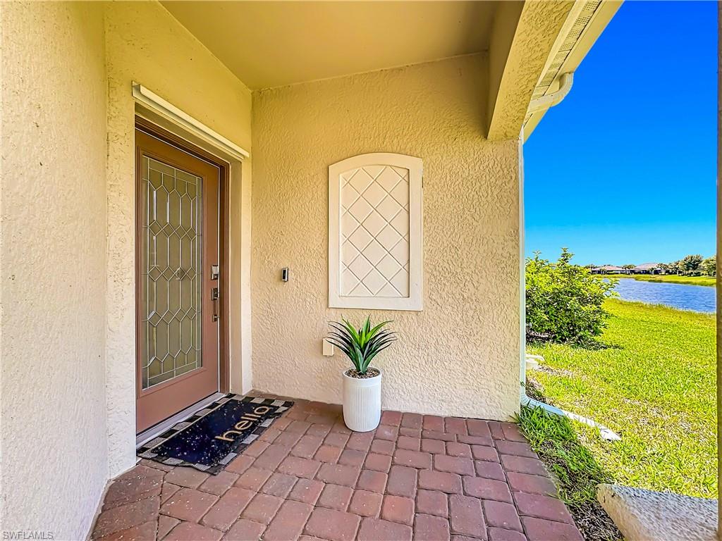 2558 Vine AVE photo 11