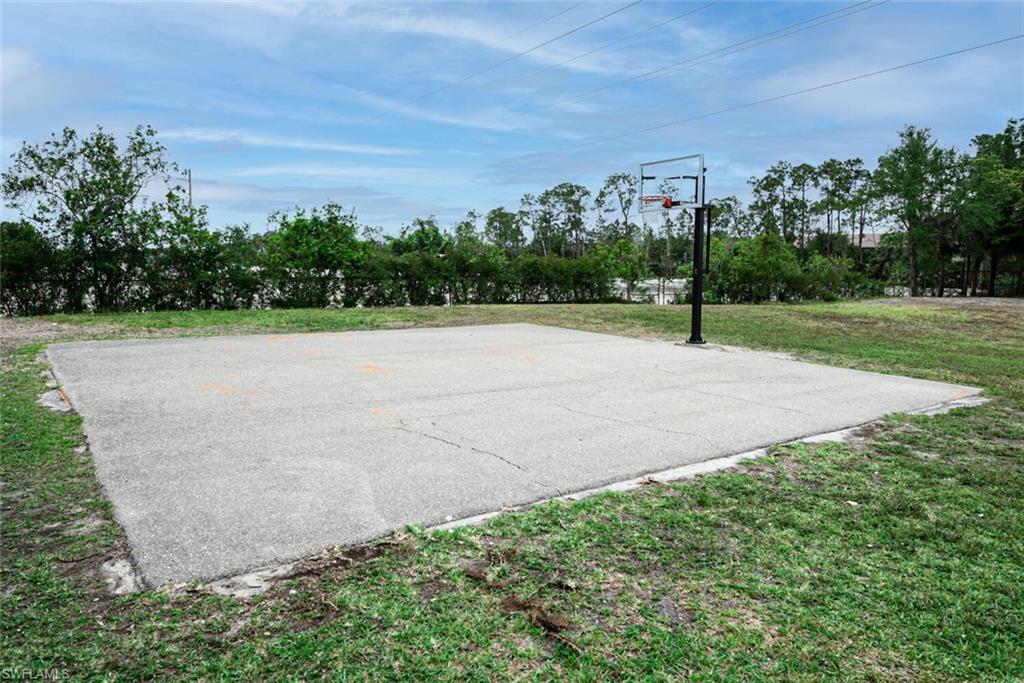 1080 Hampton CIR photo 22