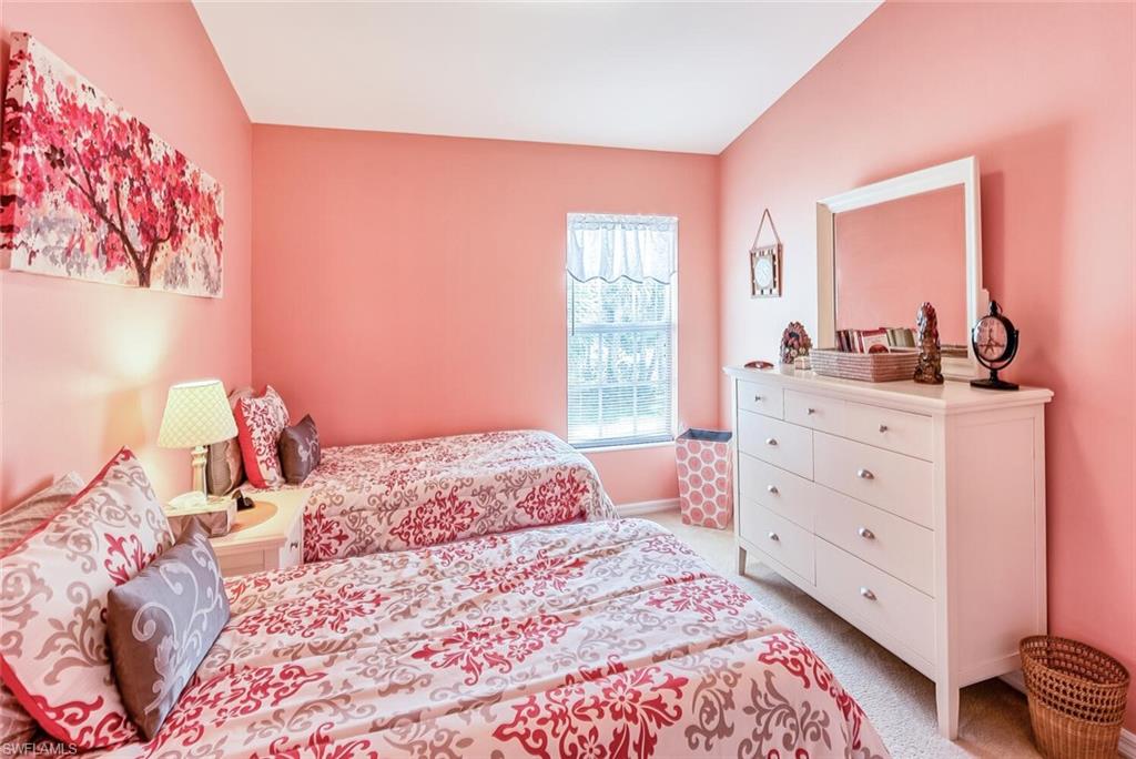 1080 Hampton CIR photo 15