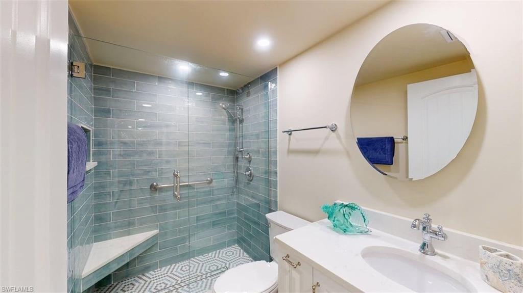 6662 Estero BLVD 409 photo 23