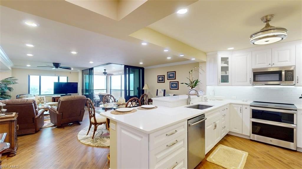 6662 Estero BLVD 409