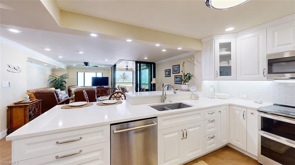 6662 Estero BLVD 409 photo 8