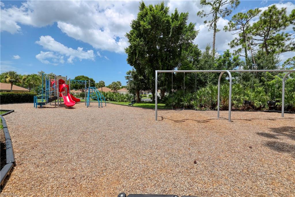 Fountain Lakes Playground