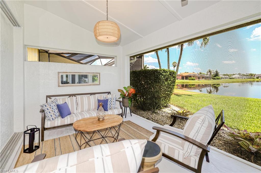 Spacious Screened Lanai